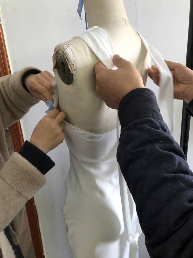 Professional apparel designers from clothing factory - Clothing manufacturer service - 24